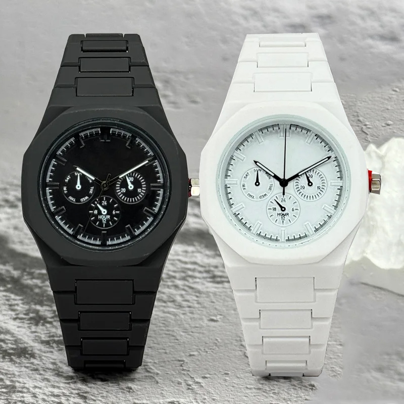 Luxury Watch Exhibition - Famous Brand Fake Three-Eyed Dial Men